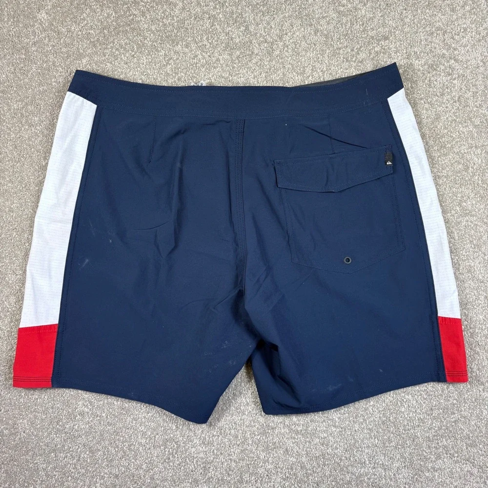 Quiksilver Highline Diamond Deluxe Board Shorts Mens 36 Navy Blue Red White